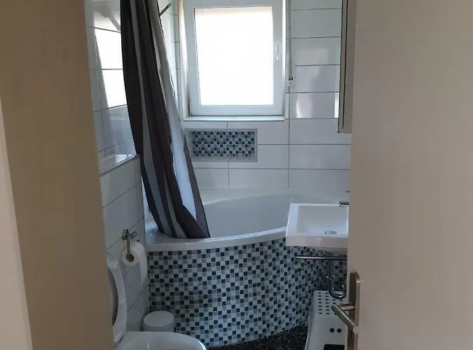 Schaefer- Arnold Apartman